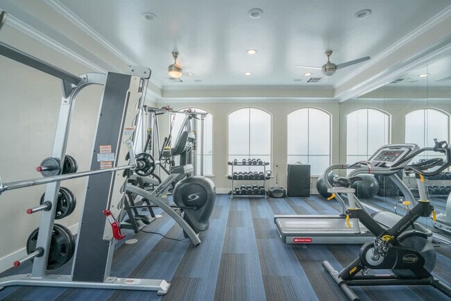 Building Photo - 10 W Minnezona Ave