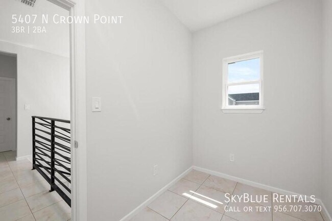 Building Photo - 5407 N Crown Point