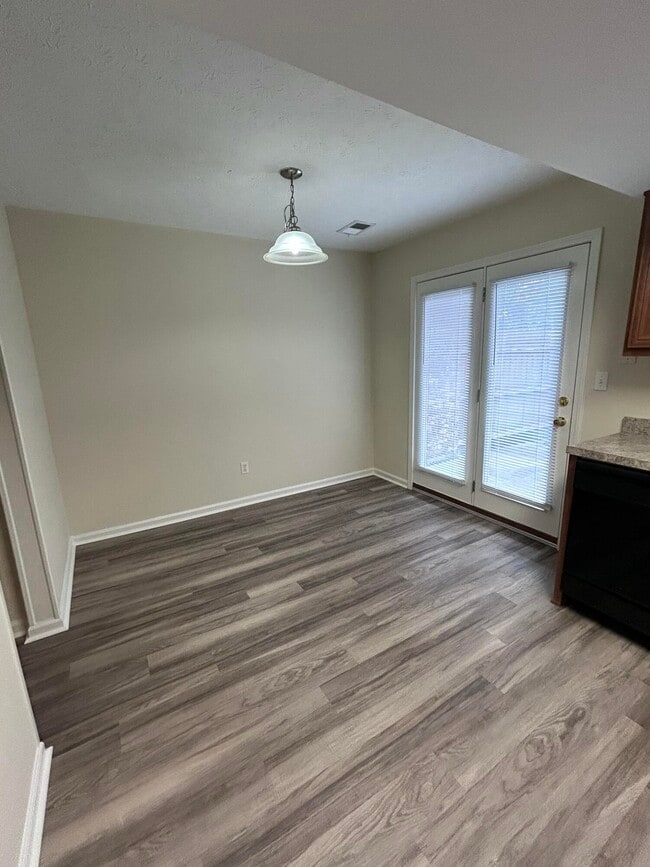 Building Photo - 3409 Gatewood Ct