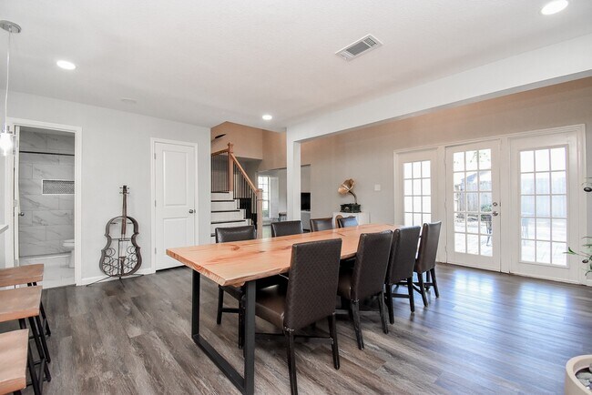 Building Photo - 12435 Shepherds Ridge Dr