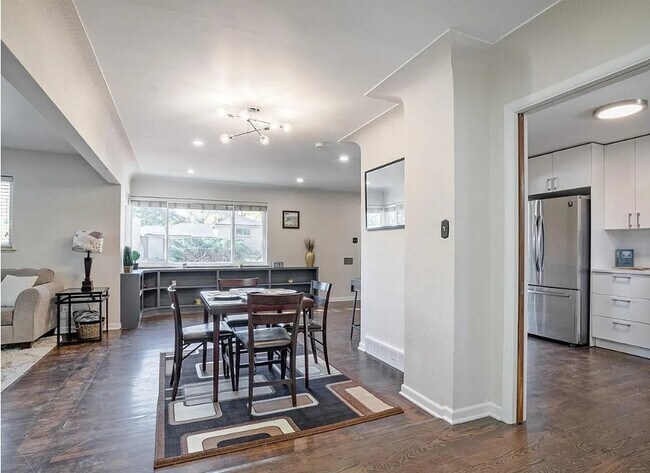 Building Photo - 2090 S Wolff St