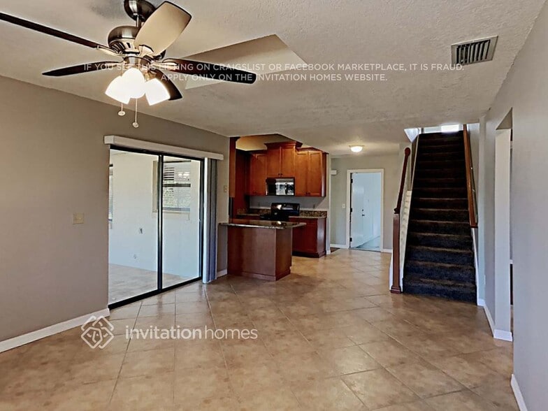 Building Photo - 1009 Dishman Loop