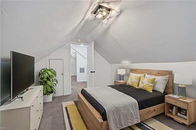 Building Photo - 8507 Chapin St