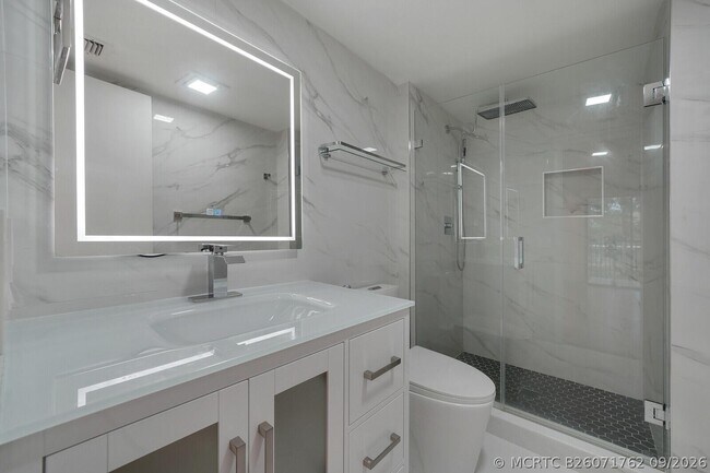 Building Photo - 1284 S Military Trail