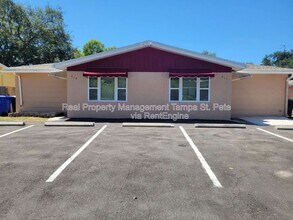Building Photo - 613 Lyndhurst St