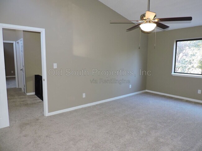 Building Photo - 654 Timber Ridge Rd