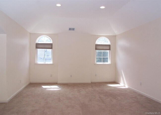 Building Photo - 63 Sunflower Ridge Rd