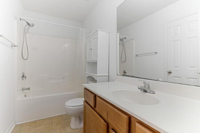 Building Photo - 301 Carnahan Dr