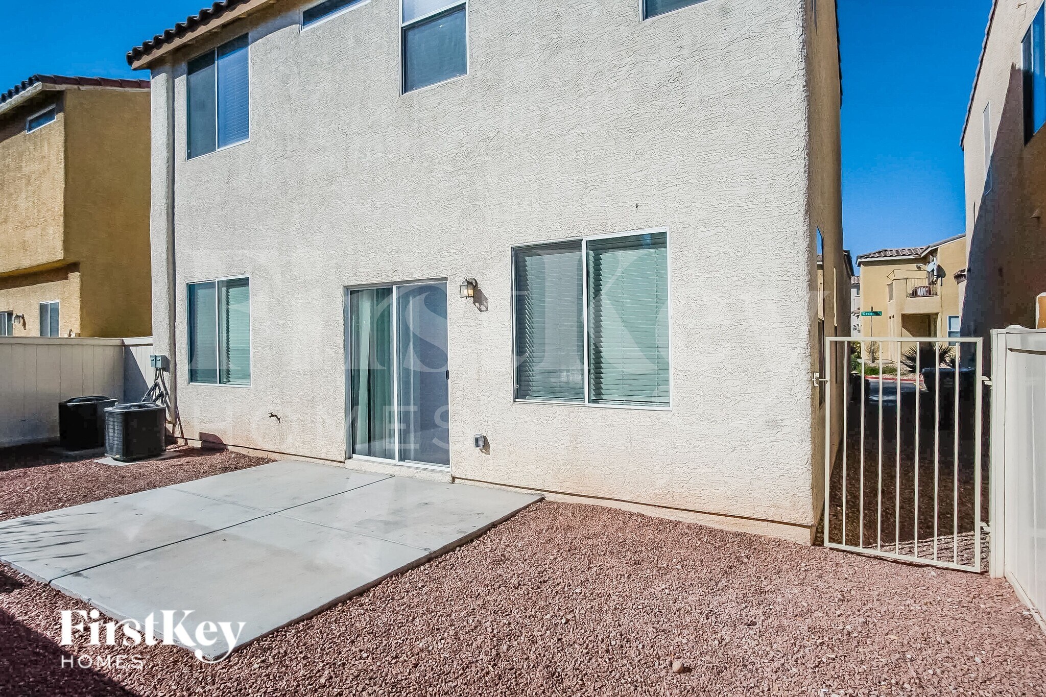 Building Photo - 7486 Decoro St