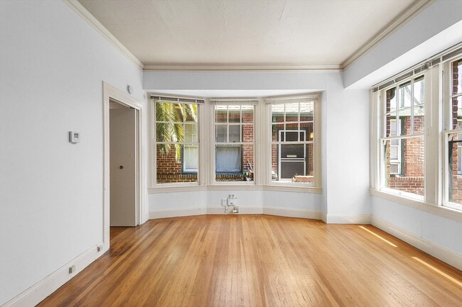 Building Photo - 1801 Alameda Ave