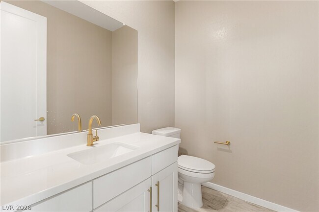 Building Photo - 10277 Green Ember Dr