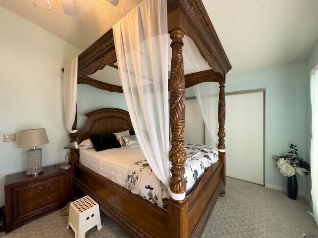 Building Photo - 13239 E 49th Dr