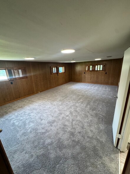 Building Photo - 1204 N 64th St