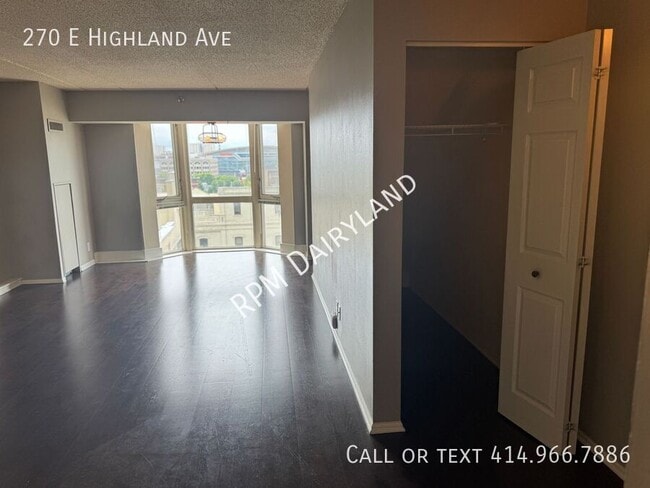 Building Photo - 270 E Highland Ave