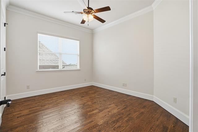 Building Photo - 3725 W 5th St