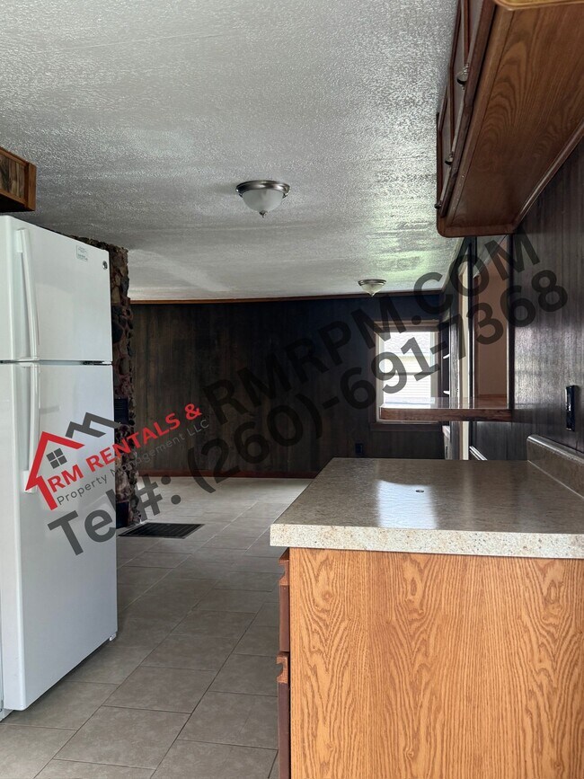 Building Photo - 10205 N Jones Lake Rd