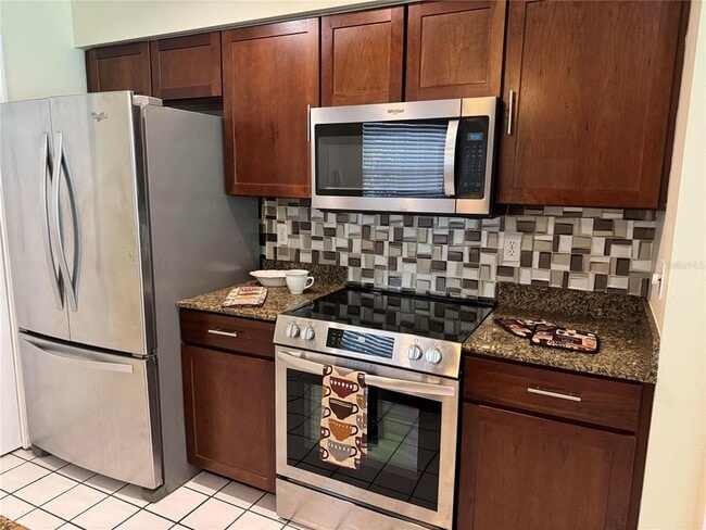 Building Photo - 4750 Hamlets Grv Dr
