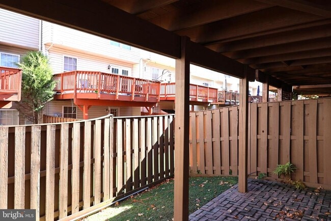 Building Photo - 6401 Lureta Ann Ln