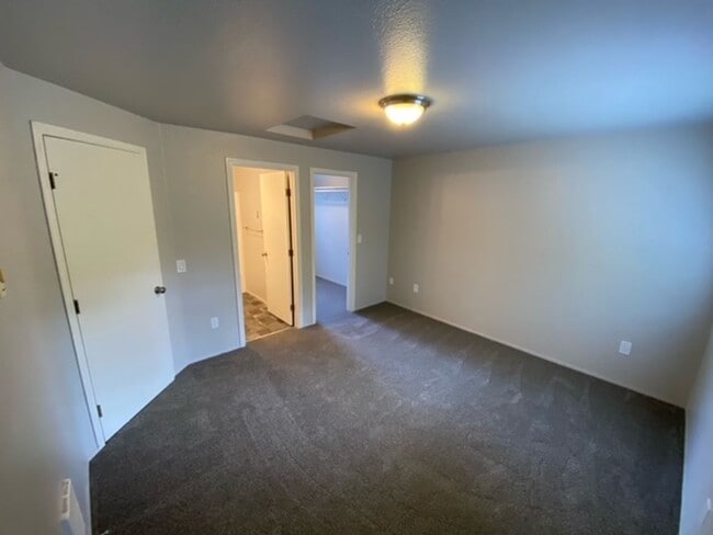 Building Photo - Brand New Remodeled 3 Bedroom 2.5 Bath  2 Car Garage