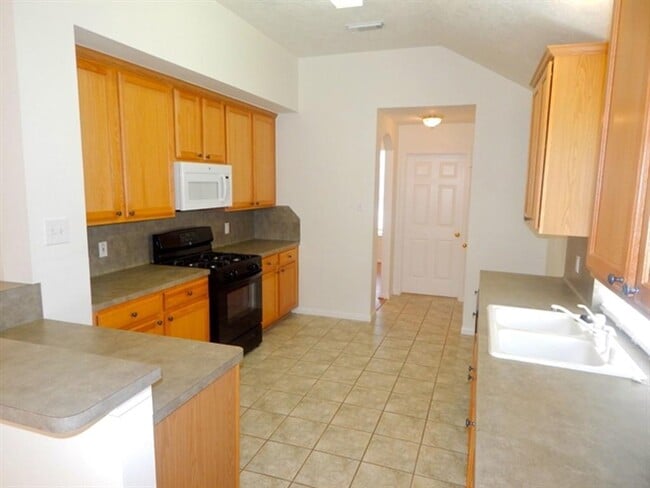 Building Photo - 26872 Monarch Manor Ln