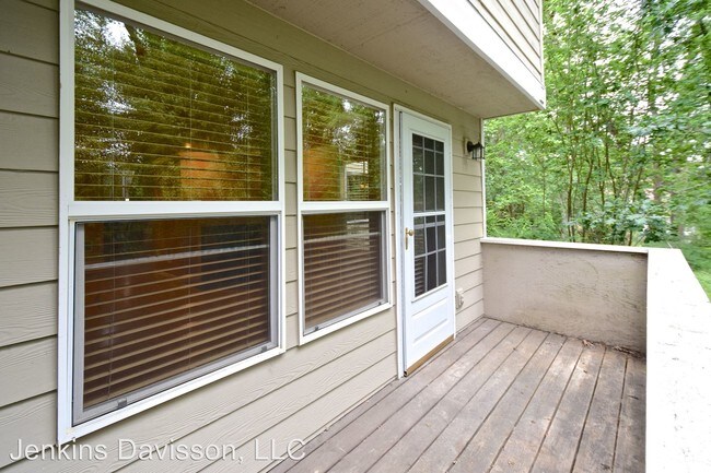 Building Photo - 2 br, 2.5 bath House - 3956 Carman Drive