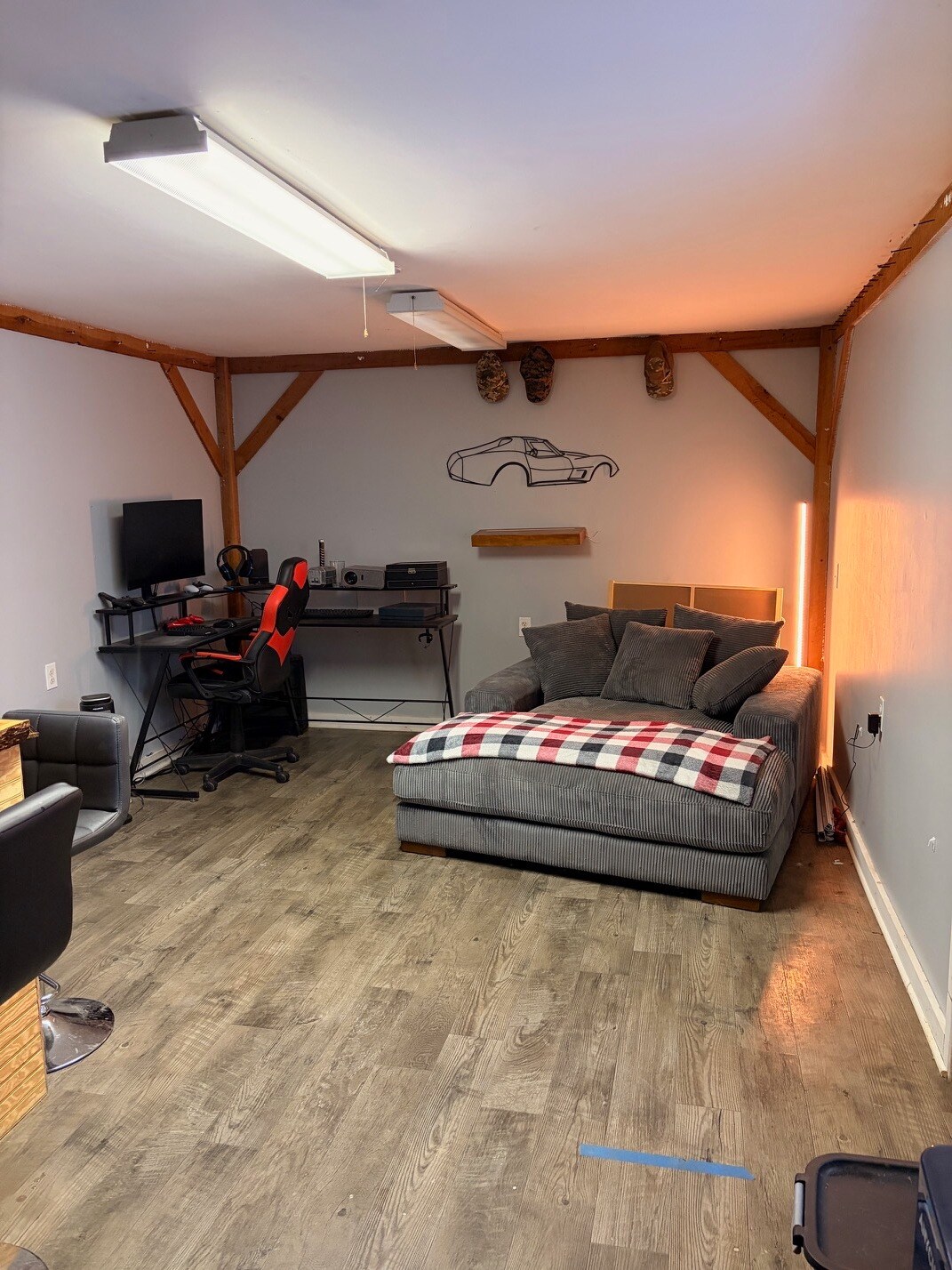 office - 2644 E Sherman Hollow Rd