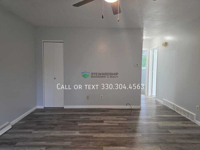 Building Photo - 519 Taff Cir