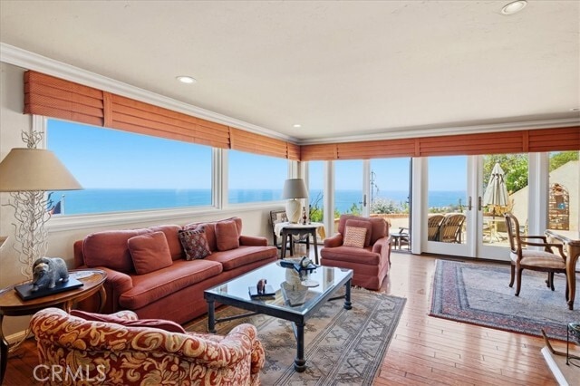 Building Photo - 27 N Vista De Catalina