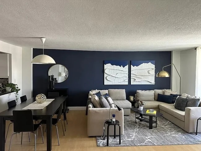 Living Room - 1900 S Ocean Blvd