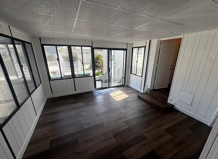 Building Photo - 4350 Filhurst Ave