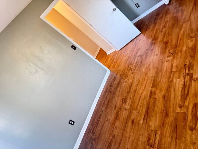 Building Photo - 3 Bed 1 Bath Ozark, MO