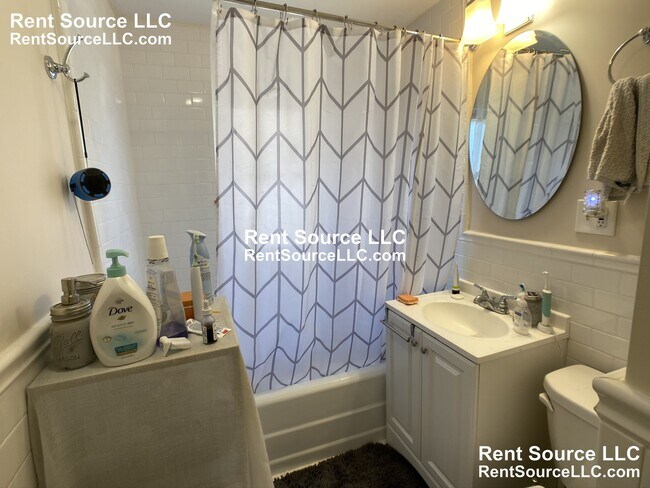 Building Photo - 80 Ten Hills Rd