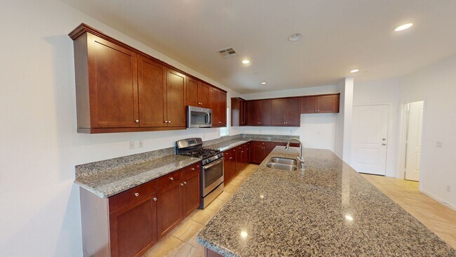 Building Photo - Available Now: Cozy 4 Bedroom 2.5 Bath Home in Rancho Cucamonga.