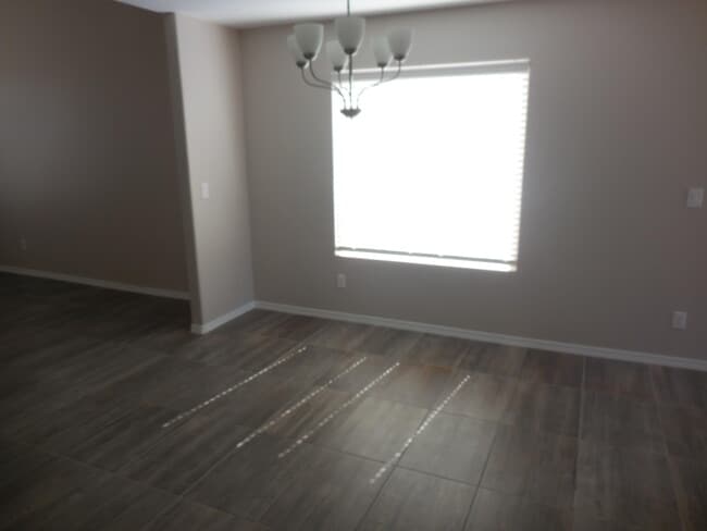 Building Photo - 963 Aircoupe Way