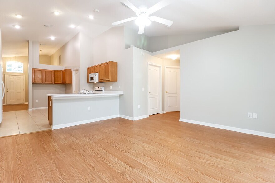 Building Photo - 6229 Chapel Pines Blvd