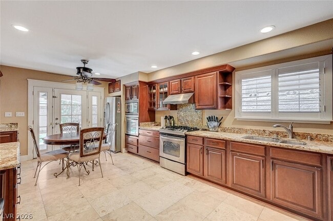 Building Photo - 3880 Leisure Ln