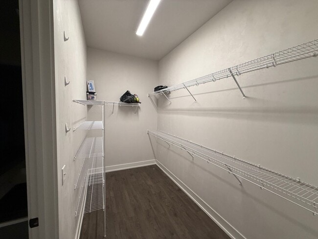 Building Photo - Beautiful Home located in Fairway Pointe