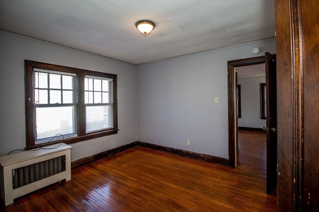 Building Photo - 205 S College Ave