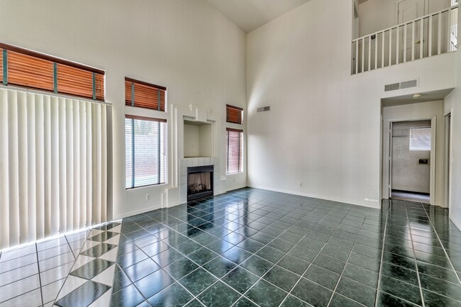 Building Photo - 7891 Macklin St