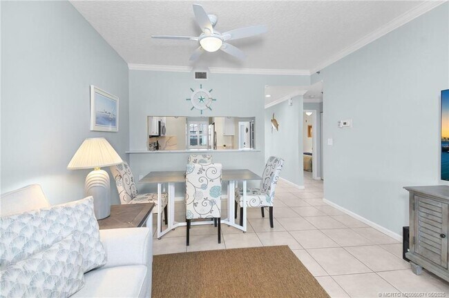Building Photo - 6062 SE Landing Way