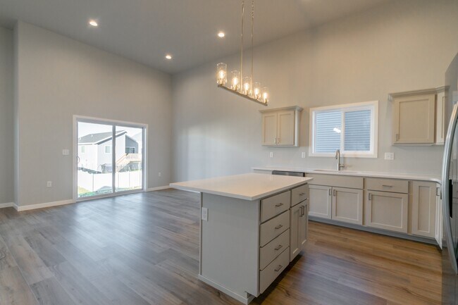 Building Photo - 3710 33rd St S