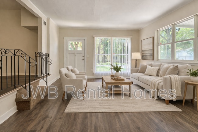 Building Photo - 214 Santa Barbara St