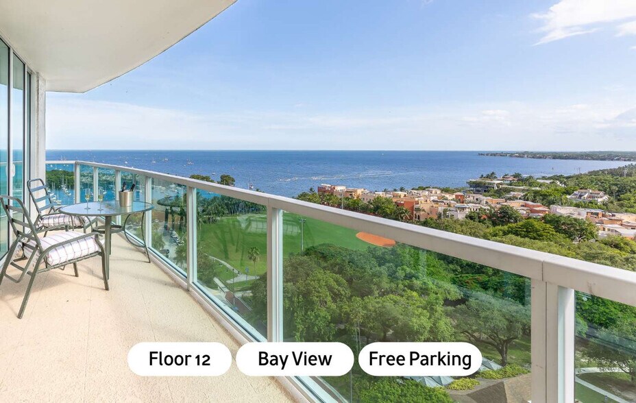 Building Photo - 2985 S Bayshore Dr