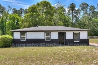 Building Photo - 3638 Madrid Dr N