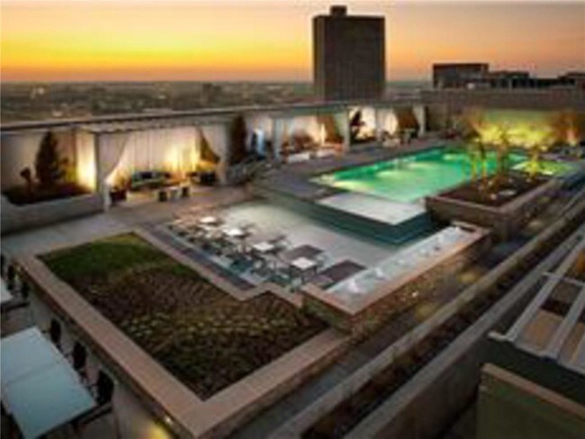 Building Photo - 1301 Throckmorton St