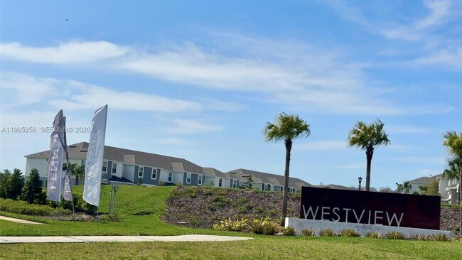 Building Photo - 3381 Composition St