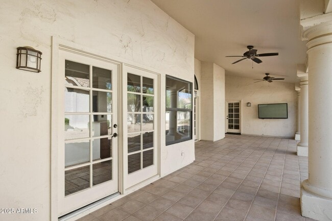 Building Photo - 12512 E Cortez Dr