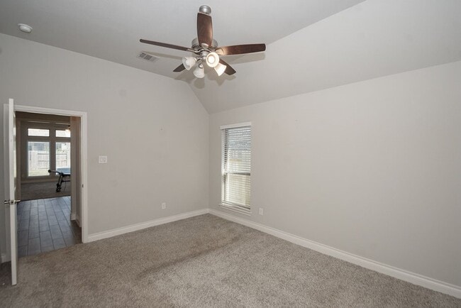 Building Photo - 12607 Pine Savannah Ln