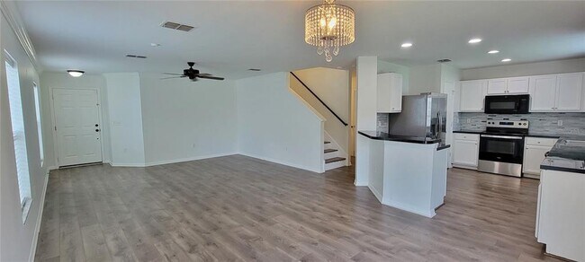 Building Photo - 9543 Maxson Dr