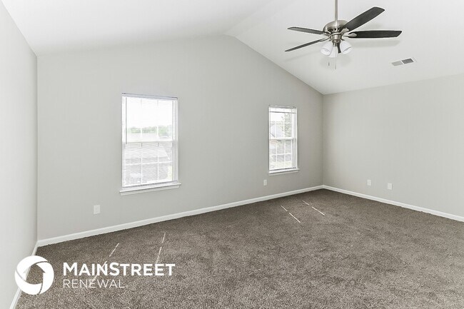 Building Photo - 4891 Top Notch Loop